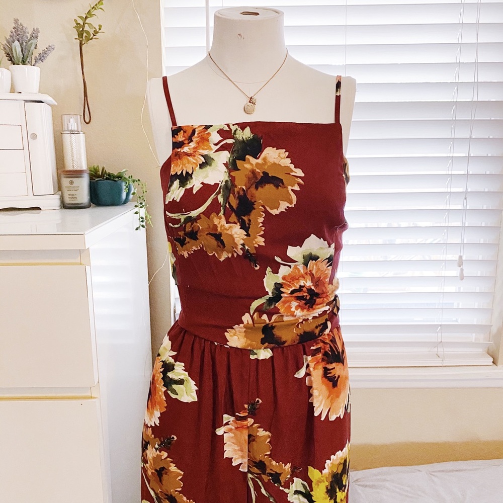 ✨NEW✨ Floral Wide-Leg Jumpsuit